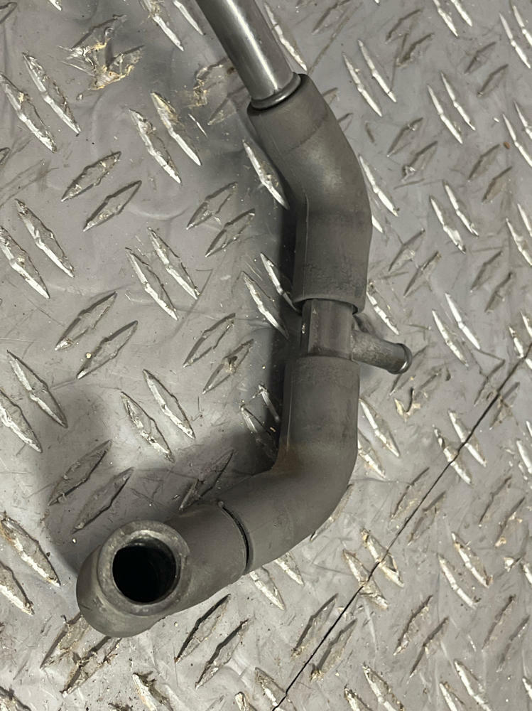 2003-04 Ford Mustang SVT Cobra Lower Intake Vaccuum Line 272