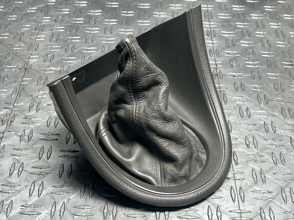 2003-04 Ford Mustang SVT Cobra OEM Shifter Bezel & Boot 272