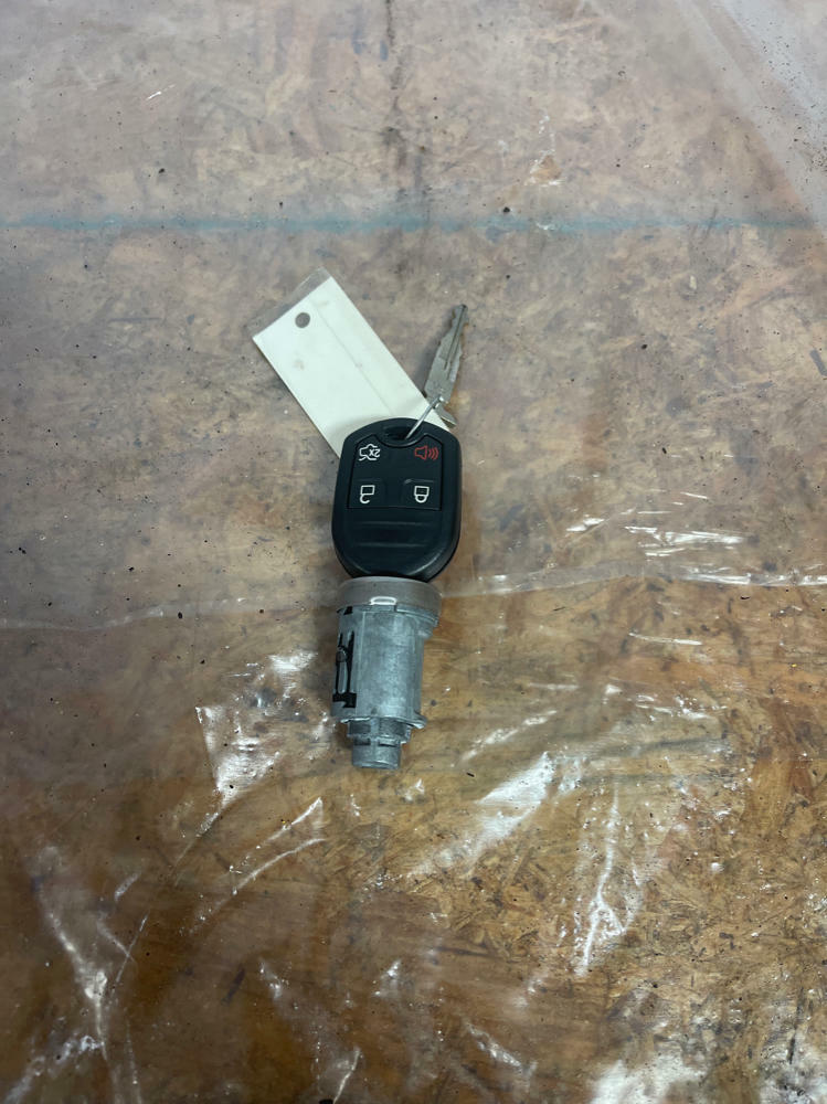 2013-14 Ford Mustang GT Key & Ignition Cylinder 232