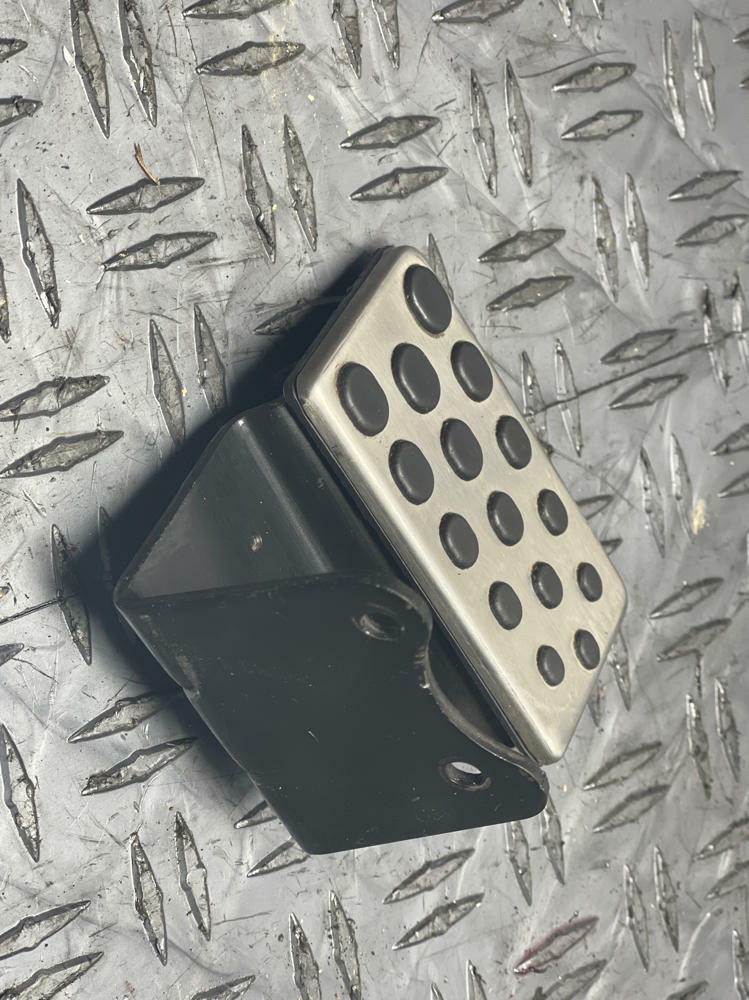 2003-04 Ford Mustang SVT Cobra OEM Dead Pedal w/ Cover 273