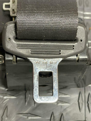 2003-04 Ford Mustang SVT Cobra Passenger RH Front Seat Belt Convertible 273