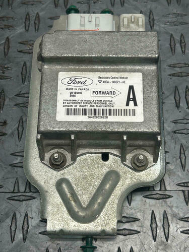 2003-04 Ford Mustang SVT Cobra SRS Module 273