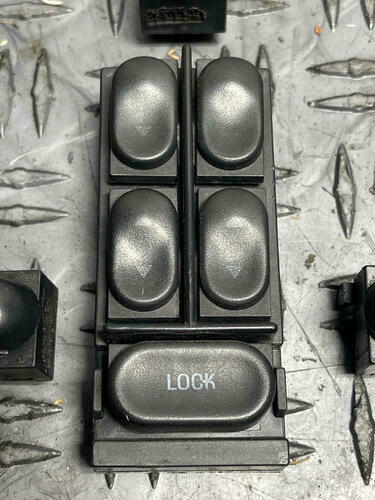 2003-04 Ford Mustang SVT Cobra Window Switch Set Convertible 273