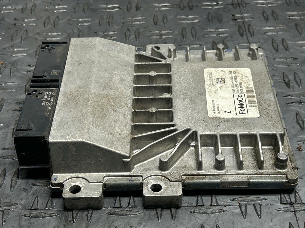 2015-17 Ford Mustang Gen II 6R80 ECU 268