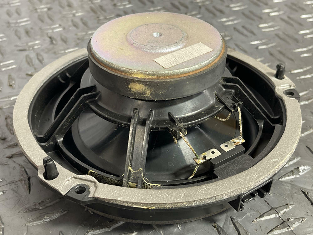 2015-23 Ford Mustang GT Base Model Door Speaker Pair 274