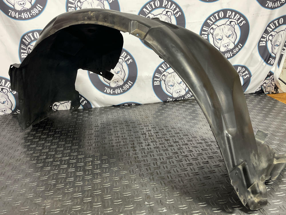 2018-23 Ford Mustang GT Driver LH PP1 Wheel Well- Missing Air Intakes 274