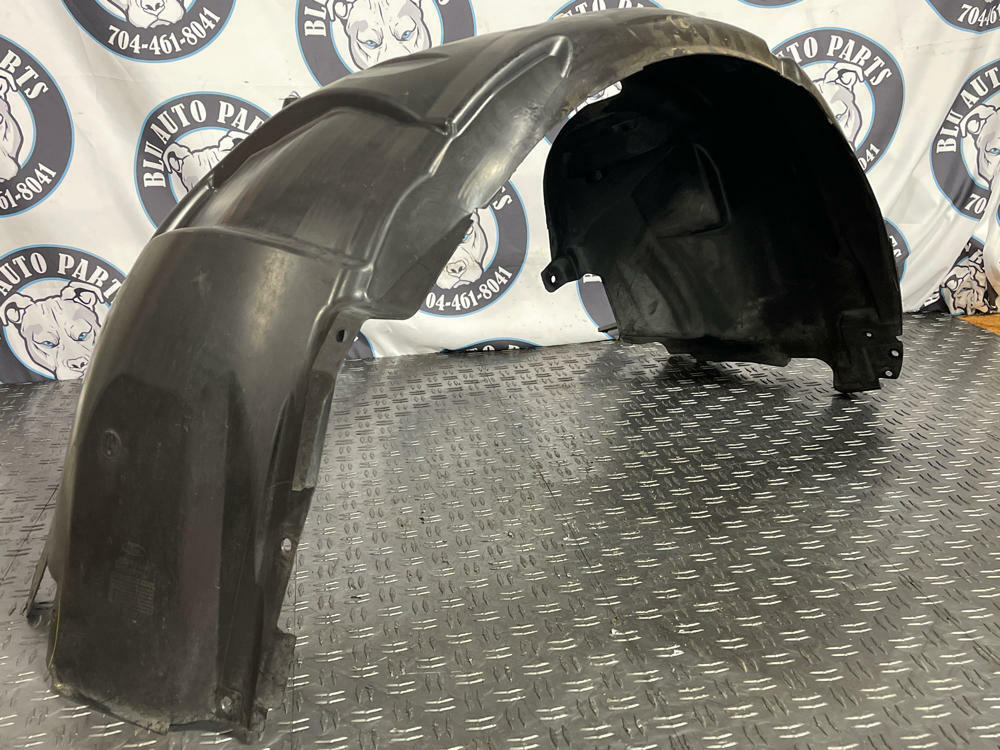 2018-23 Ford Mustang GT Driver LH PP1 Wheel Well- Missing Air Intakes 274