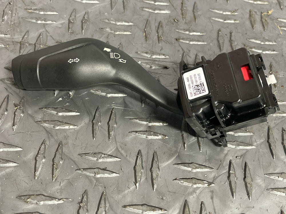 2018-23 Ford Mustang GT Turn Signal Stalk Module 274