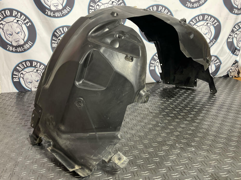 2018-23 Ford Mustang GT Driver LH PP1 Wheel Well- Missing Air Intakes 274