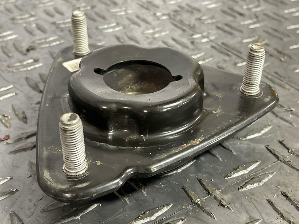 2015-23 Ford Mustang GT OEM Strut Hat RH/LH 249