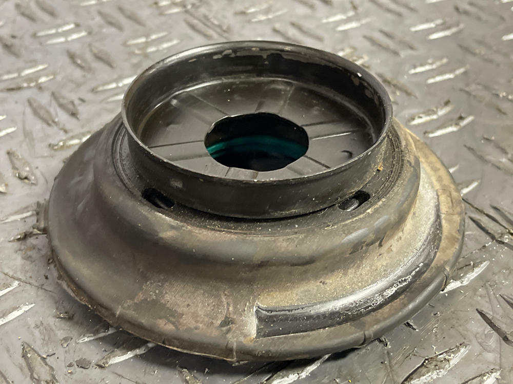 2015-23 Ford Mustang GT OEM Strut Hat LH/RH 249