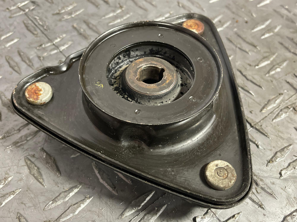 2015-23 Ford Mustang GT OEM Strut Hat LH/RH 249