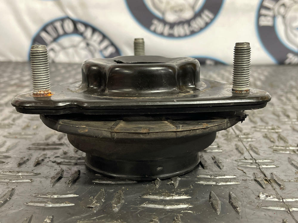 2015-23 Ford Mustang GT OEM Strut Hat LH/RH 249