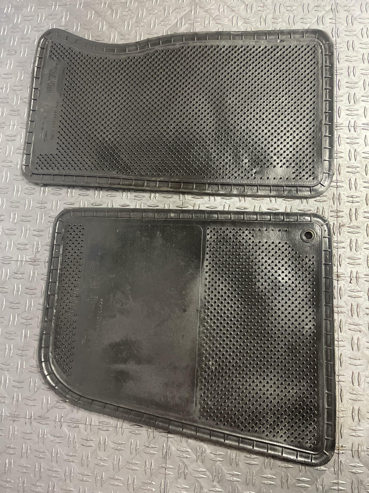 2003-04 Ford Mustang SVT Cobra OEM Floor Mats 276