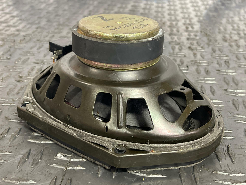 2003-04 Ford Mustang SVT Cobra OEM Door Speakers 276