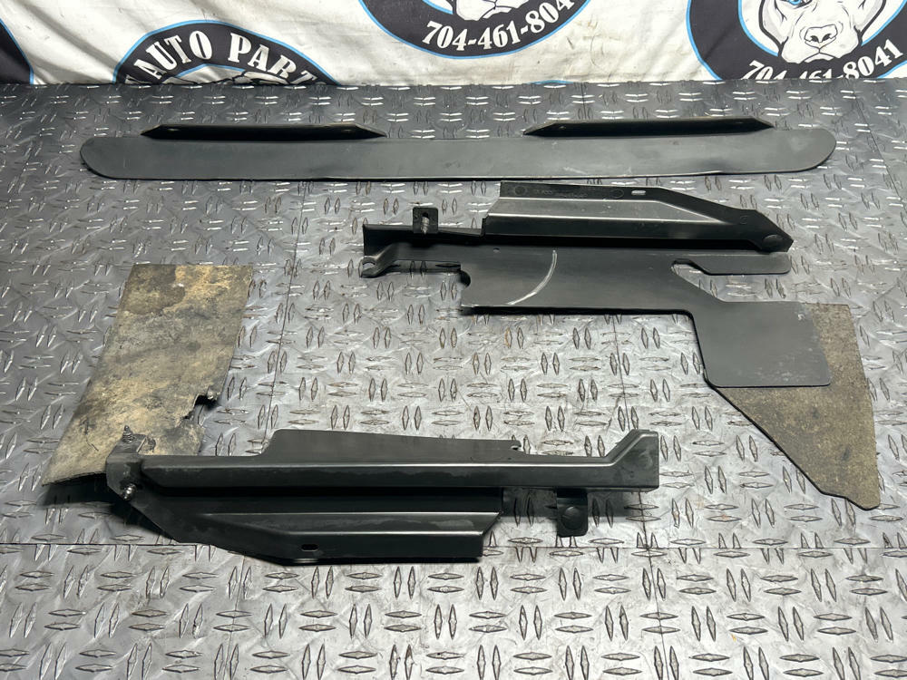 2003-04 Ford Mustang SVT Cobra Front Air Dam Deflector Set 276