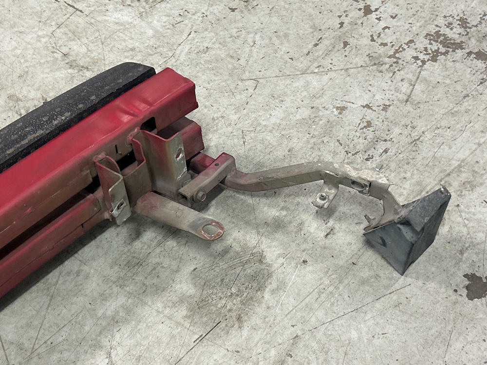 2003-04 Ford Mustang SVT Cobra Rear Crash Absorber & Foam; Redfire 276