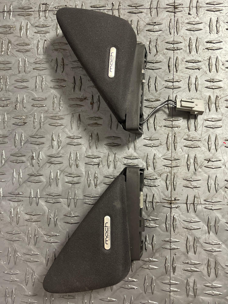 2003-04 Ford Mustang SVT Cobra Mach 460 Tweeters 276