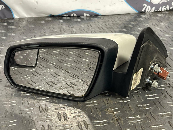 2011-12 Ford Mustang Performance White Driver Side View Mirror RH 266