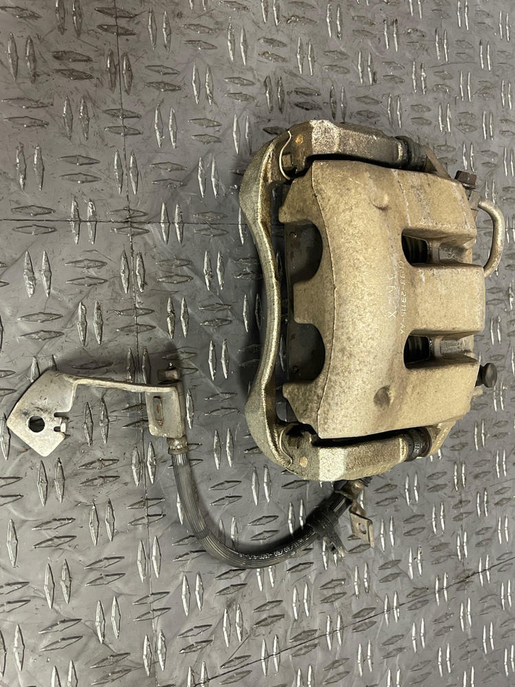 2011-12 Ford Mustang GT Front Brake Calipers Pair LH/RH 31k Miles 266