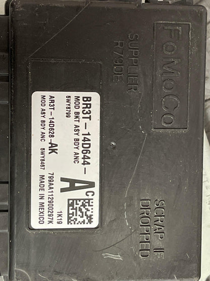 2011-12 Ford Mustang GT Lighting Control Module 266