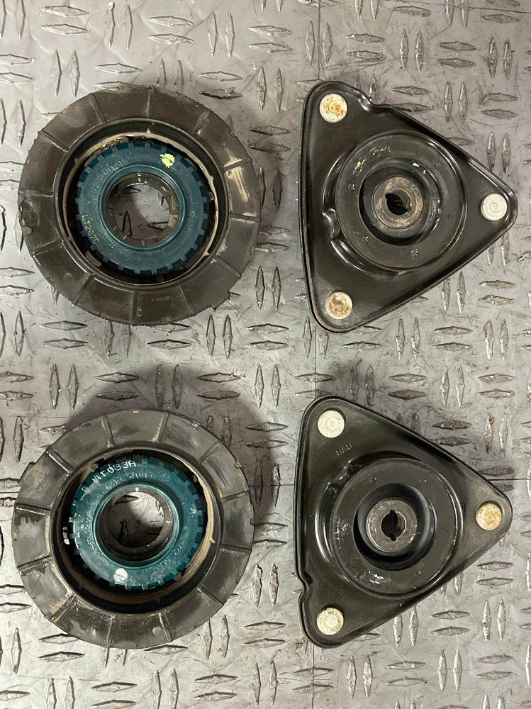 2015-23 Ford Mustang Strut Tops Pair LH RH