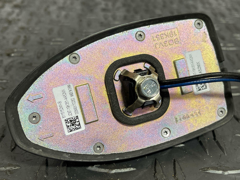 2018-23 Ford Mustang GT OEM Radio Antenna Shark Fin (CODE HY) 275