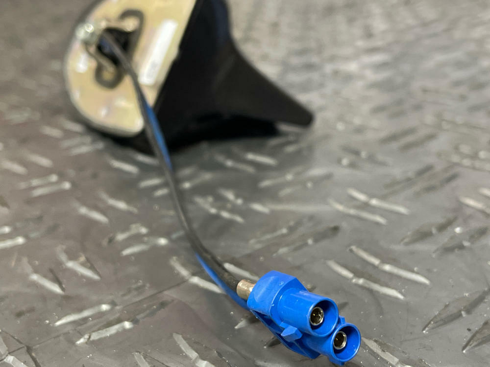2018-23 Ford Mustang GT OEM Radio Antenna Shark Fin (CODE HY) 275
