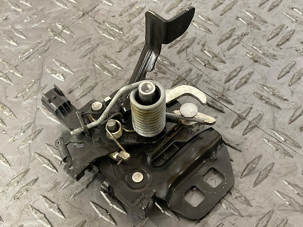 2018-23 Ford Mustang GT OEM Hood Latch 275