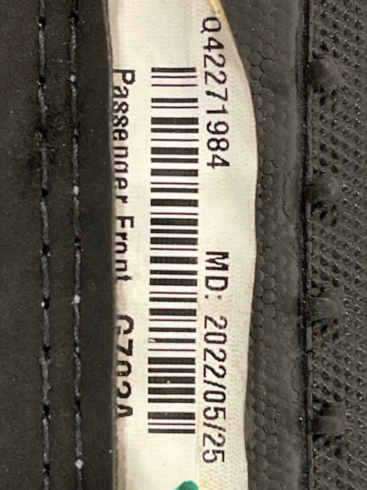 2018-23 Ford Mustang GT OEM Floor Mats- ONLY 11k Miles 275