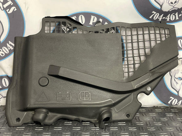 2018-23 Ford Mustang GT Battery Cover OEM  275