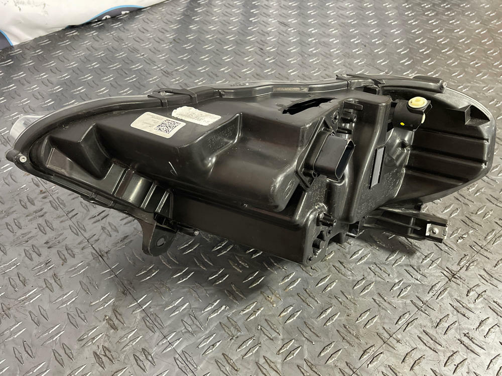 2018-23 Ford Mustang GT OEM Front Pass. RH Head Light- PARTS ONLY 260