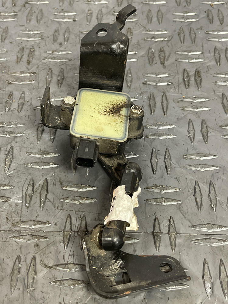 2015-23 Ford Mustang GT OEM Rear MagneRide Actuator Pair- LH/RH 260