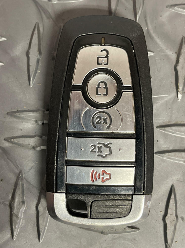 2015-23 Ford Mustang GT OEM Running Pony Key Fob- NEEDS REPROGRAMMED 260