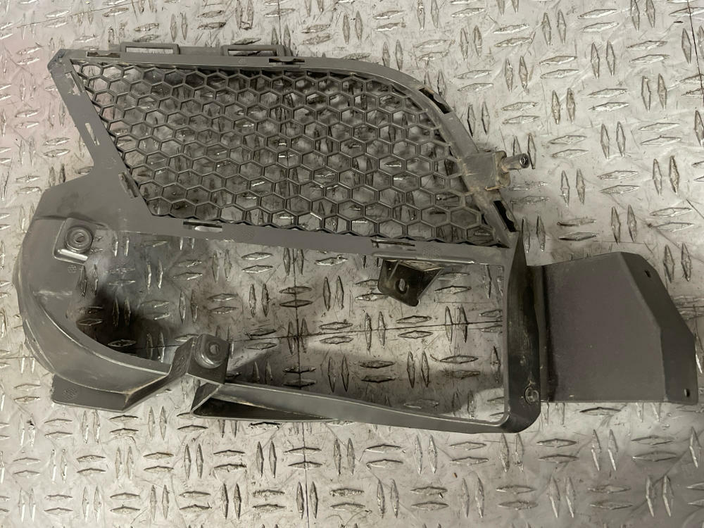 2015-17 Ford Mustang GT OEM Front Bumper Grille Set 249