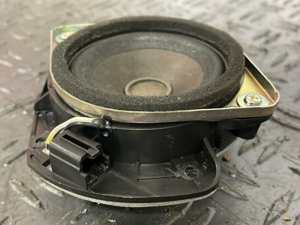2015-23 Ford Mustang GT OEM Front Door Tweeters Pair 249