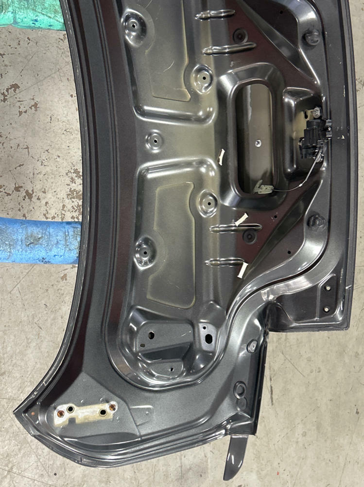 2015-23 Ford Mustang GT Roush Stage 2 Decklid- Code J7, Missing Filler Panel 261