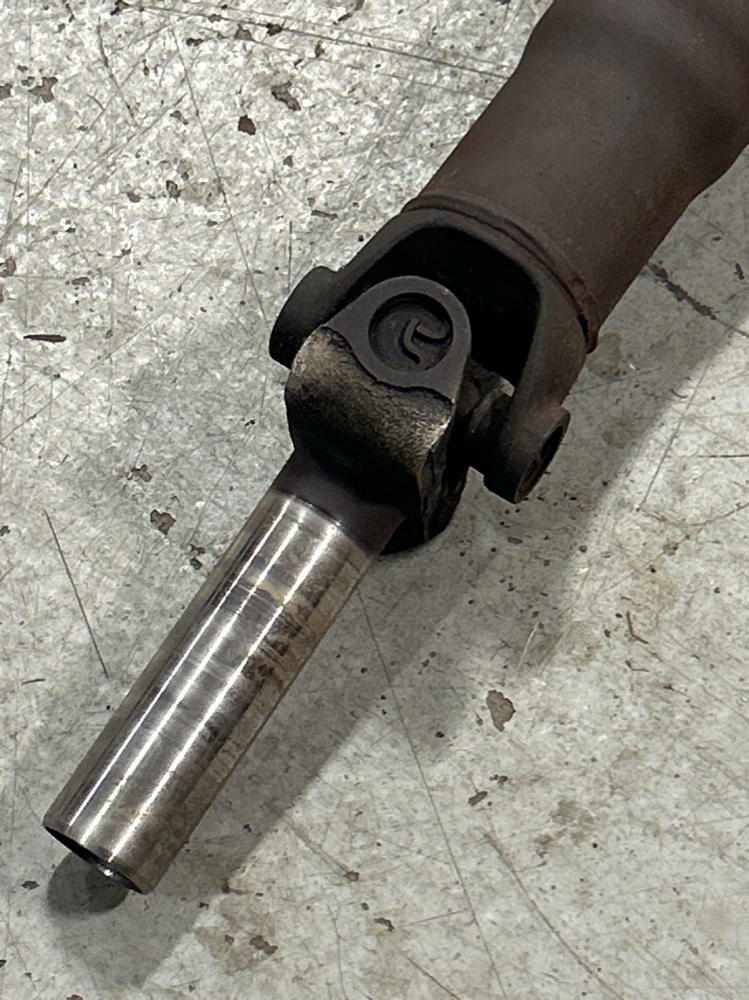 1999-04 Ford Mustang GT/Bullitt OEM GT Driveshaft- FOR TR3650 271