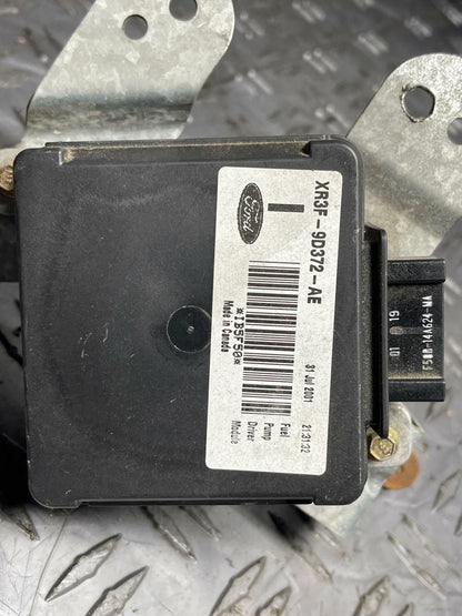 1999-04 Ford Mustang GT/Bullitt Fuel Pump Driver Module- FOR 2V 271