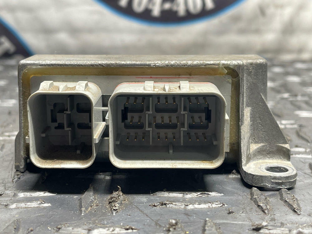 1999-04 Ford Mustang GT "XR3A-14B321-AD" Module 271