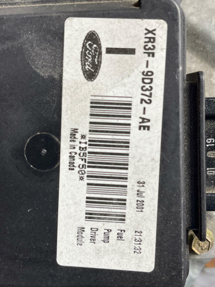 1999-04 Ford Mustang GT/Bullitt Fuel Pump Driver Module- FOR 2V 271