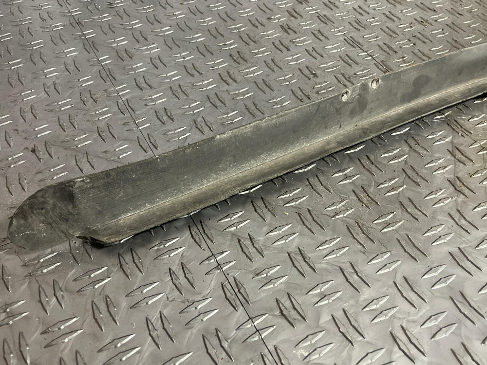 1999-04 Ford Mustang OEM Air Dam- for Lower Core Support 271