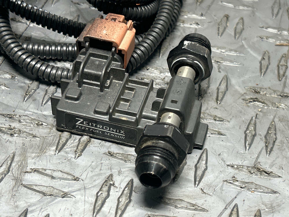 Zeitronix ECA-2 E85 Ethanol Content Analyzer Sensor & Gauge