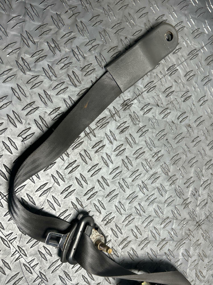 1999-04 Ford Mustang GT/SVT Cobra Driver Front LH Seat Belt- for Coupe 282