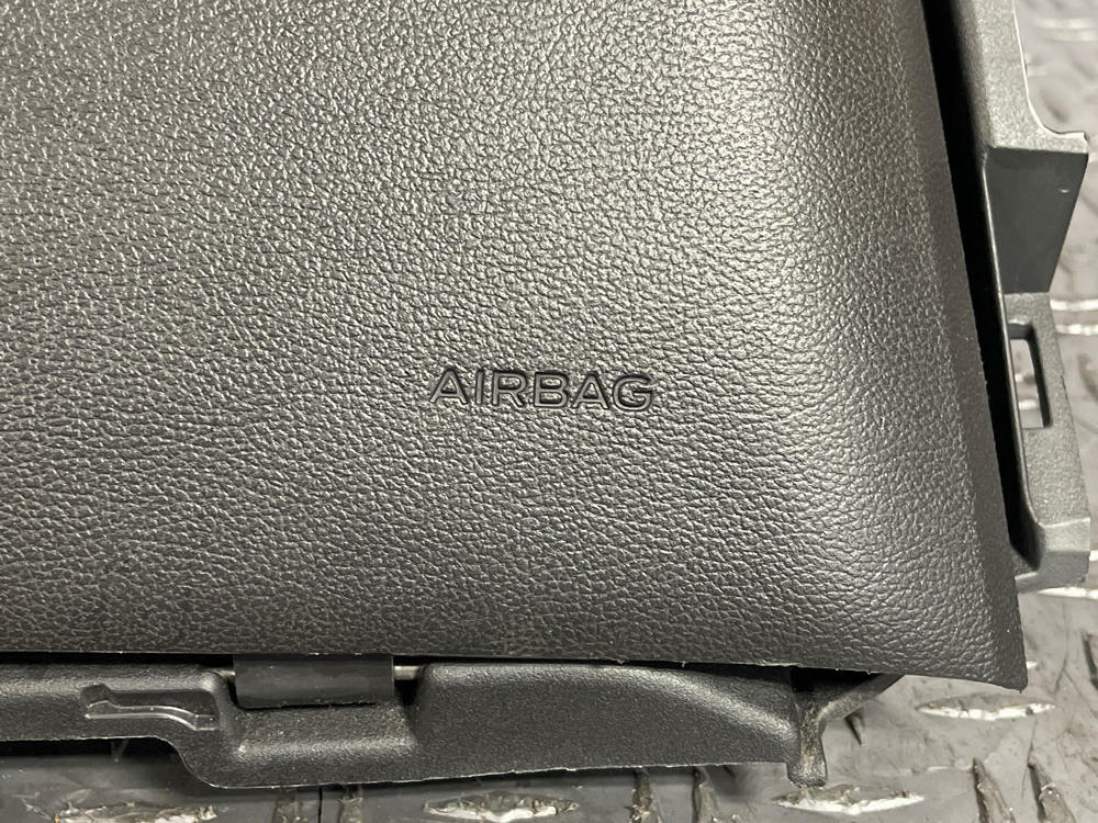 2015-17 Ford Mustang Glove Box 262