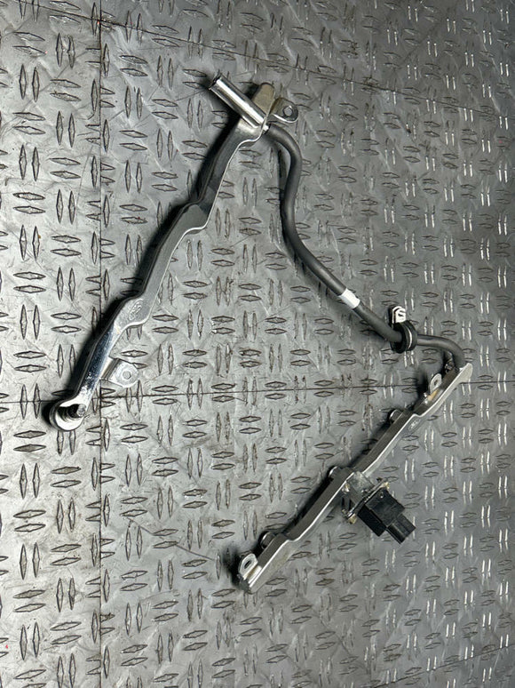 1999-04 Ford Mustang GT Saleen OEM Fuel Rails 17k Miles 277