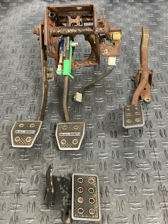 1999-04 Ford Mustang Saleen S281 SC Pedal Set Metal 277