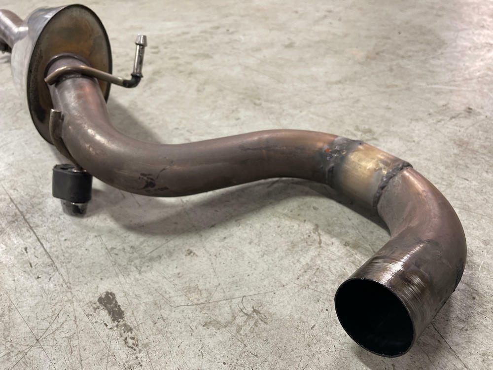 2001 Ford Mustang Saleen S281 SC OEM Cat Back 17K Miles 277