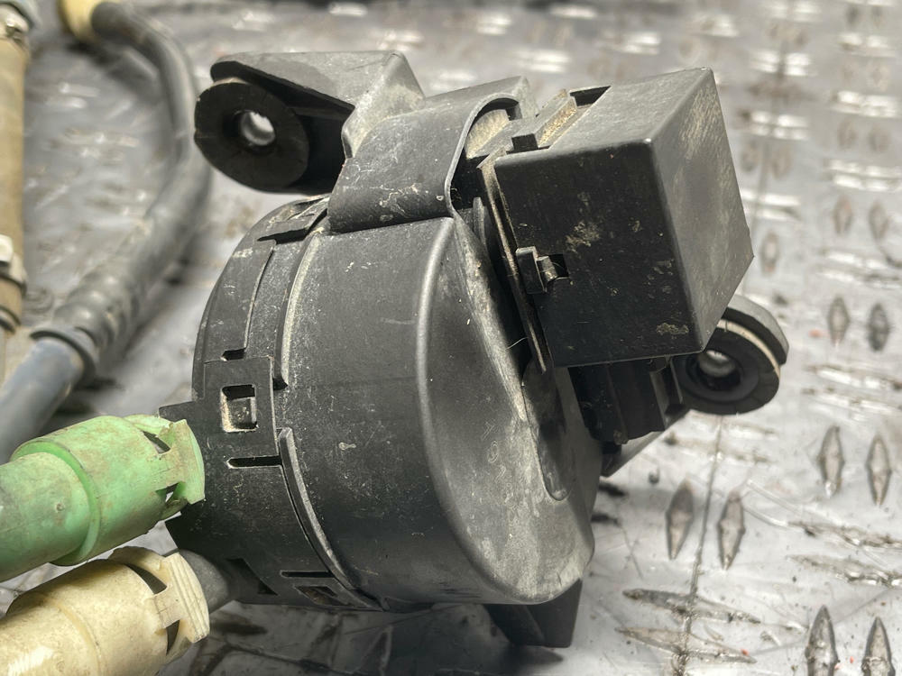 2001-04 Ford Mustang GT Purge Valve Assembly 277