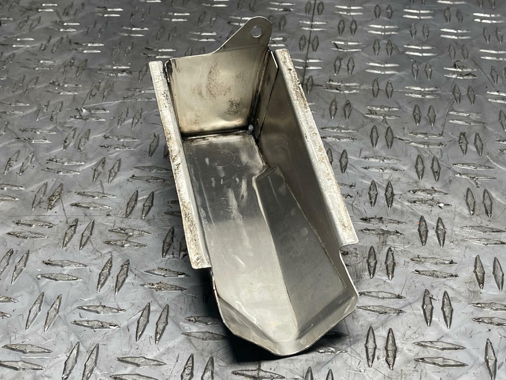 1996-04 Ford Mustang Manual Transmission Inspection Cover 277